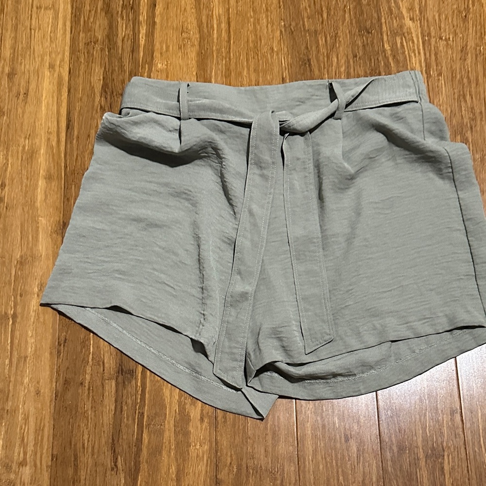 LAST CHANCE: Elegant High Waist Sage Women's Shorts